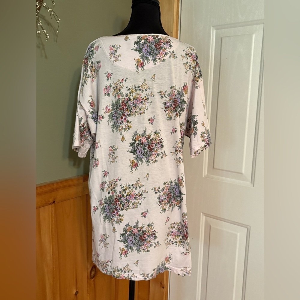 Victoria’s Secret Floral Print Oversized Night Gown size M Gold Tag - Picture 5 of 12